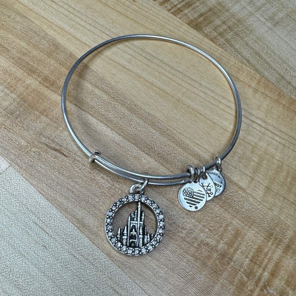 Alex and Ani Disney World Cinderella Castle Magic Swarovski Bracelet Bangle